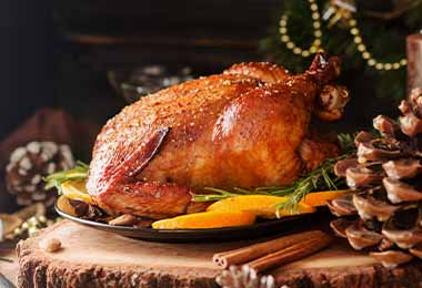   El pavo es una comida tradicional en varios países para la cena de Año Nuevo.     