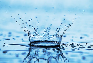  Tomar agua es una forma de cuidar nuestro cuerpo.   