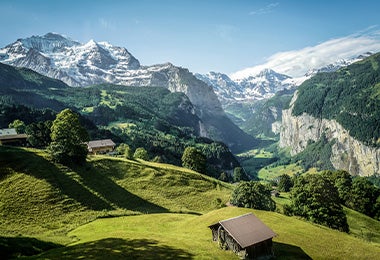  ?El queso raclette se hace en las montañas de Suiza. 