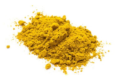  La cúrcuma se usa en varios tipos de curry para darle el color amarillo.  