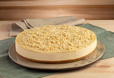 Cheesecake con una decoración crujiente