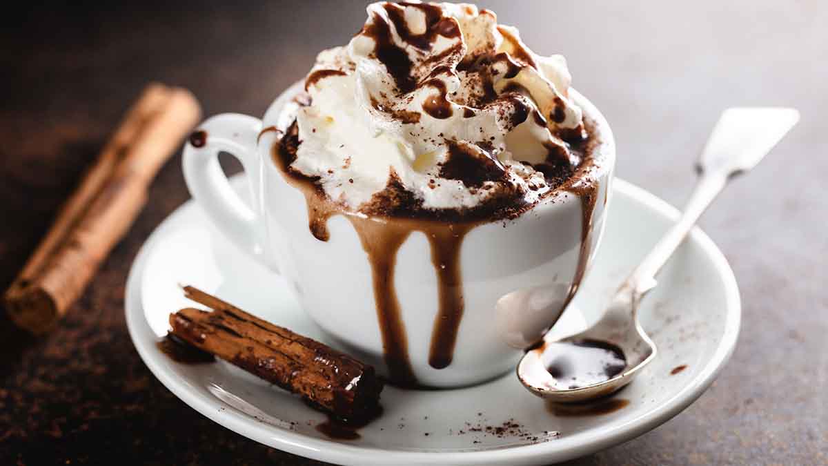 Cómo hacer la mejor crema batida | Recetas Nestlé Cómo hacer la mejor crema batida | Recetas Nestlé
