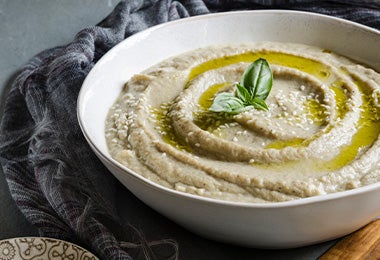 Licuadora de inmersión para hacer hummus Licuadora de inmersión para hacer hummus