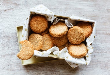 caja de galletas mantequilla