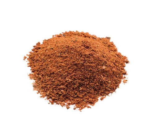 Merken ahumado en polvo, especia tradicional con un toque picante y ahumado