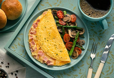 Omelette receta en desayuno sorpresa para mamá