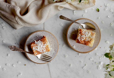 Porciones de bizcochuelo para torta tres leches