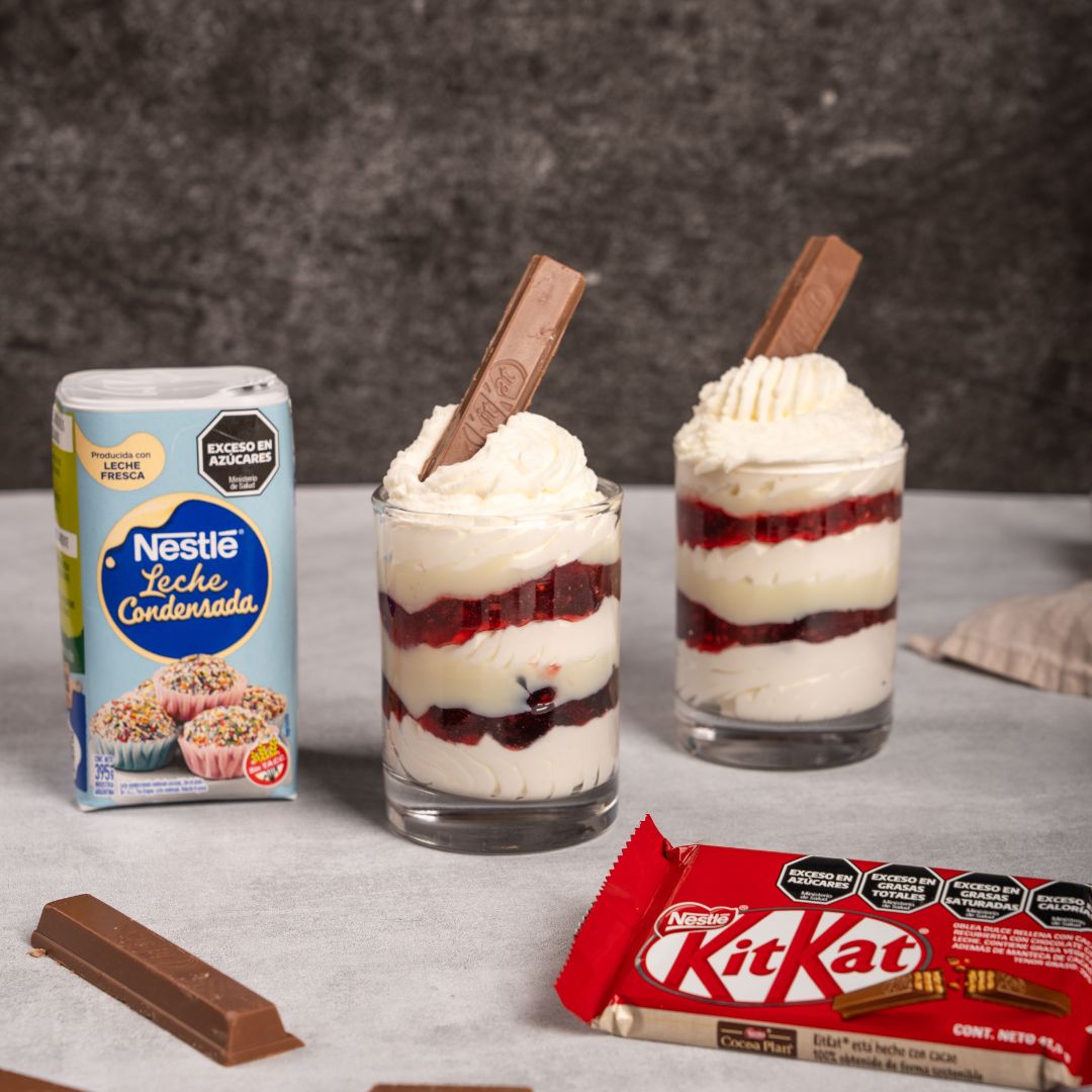 Postre Delicia KitKat
