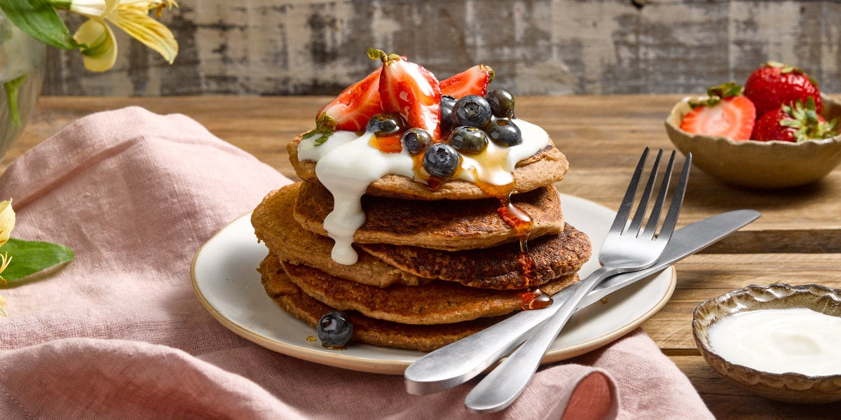 Deliciosos Hot Cakes de Cacao Integrales | Recetas Nestlé
