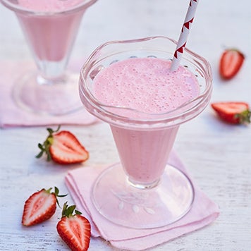 Trago con helado de frutilla