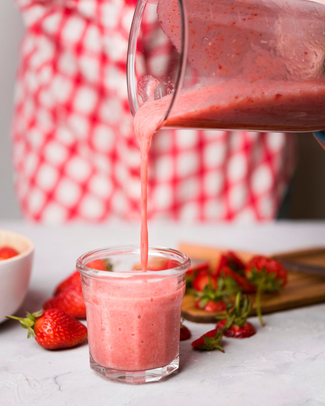 Licuado de frutilla con leche condensada