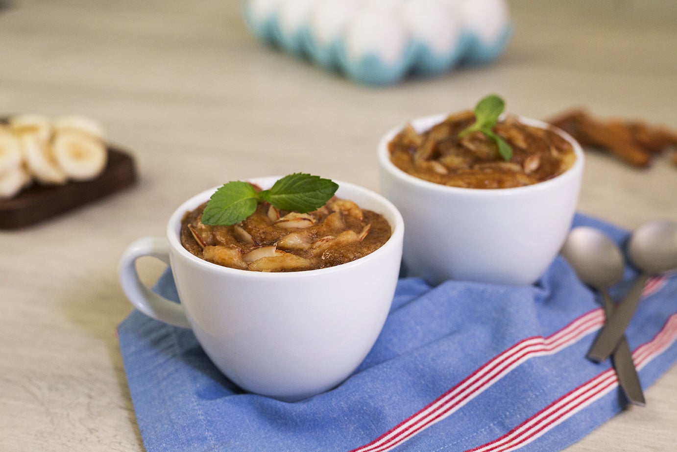 Rol cake de canela en taza
