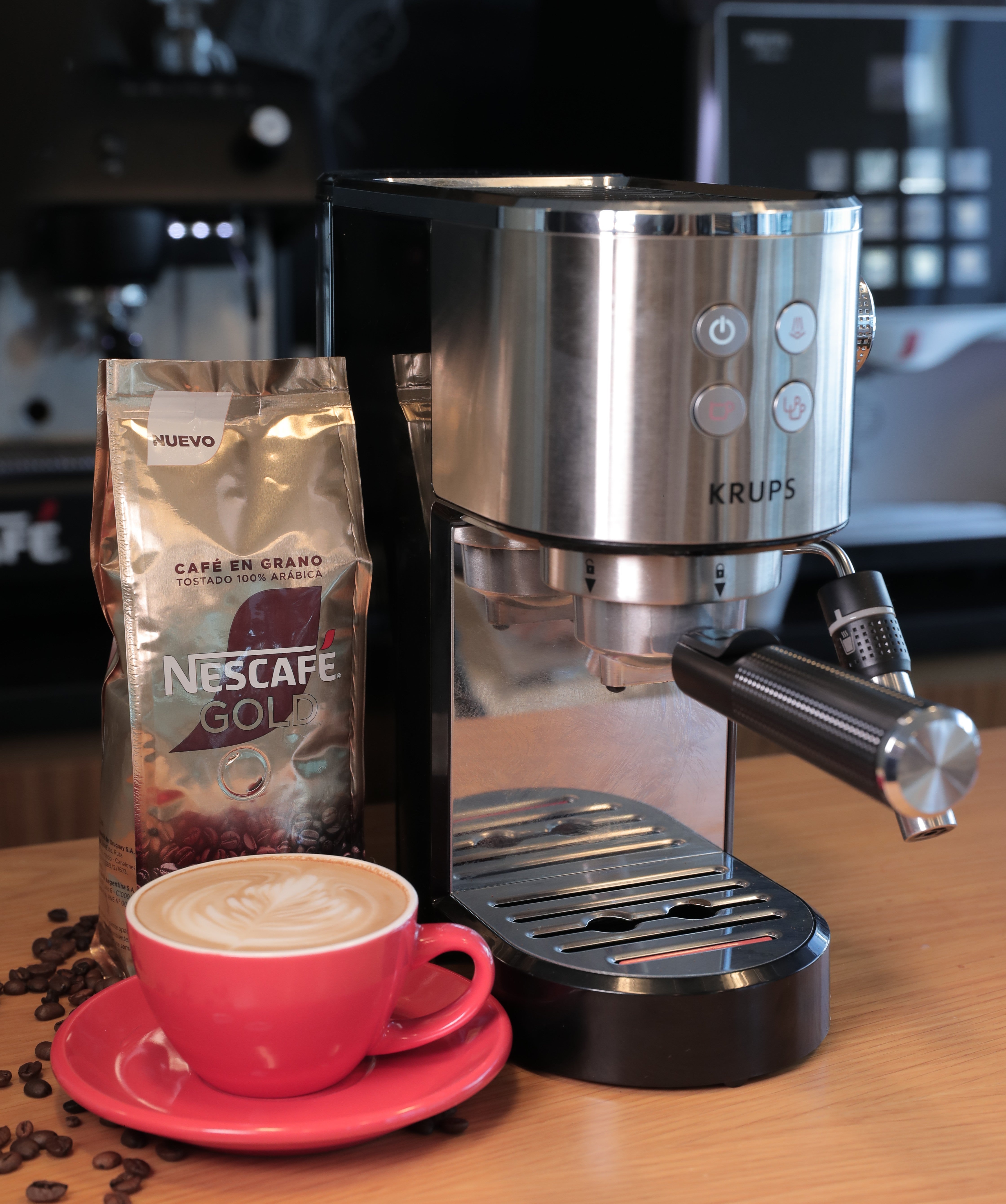 NESCAFÉ GOLD en Grano en Máquina Espresso