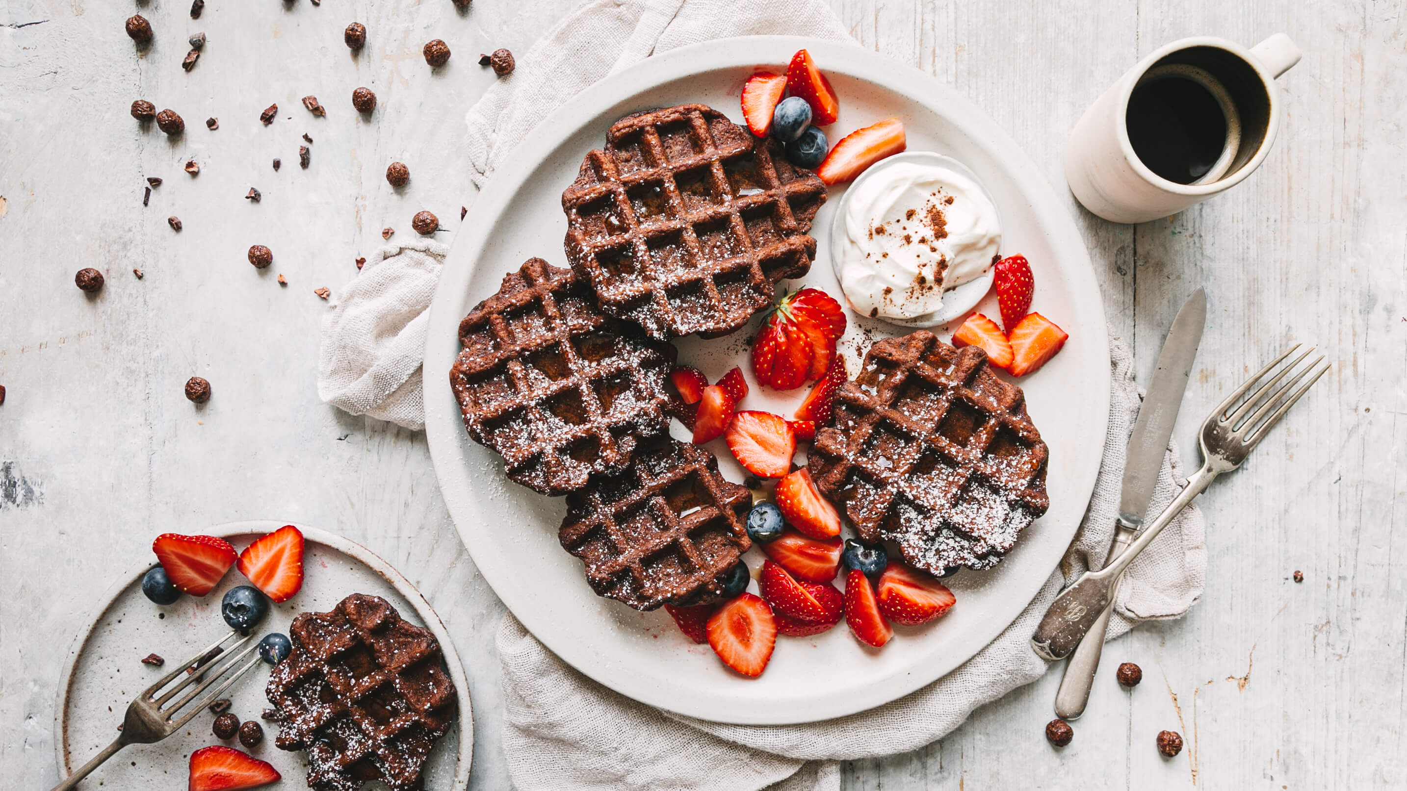 Waffles NESQUIK® con frutos rojos