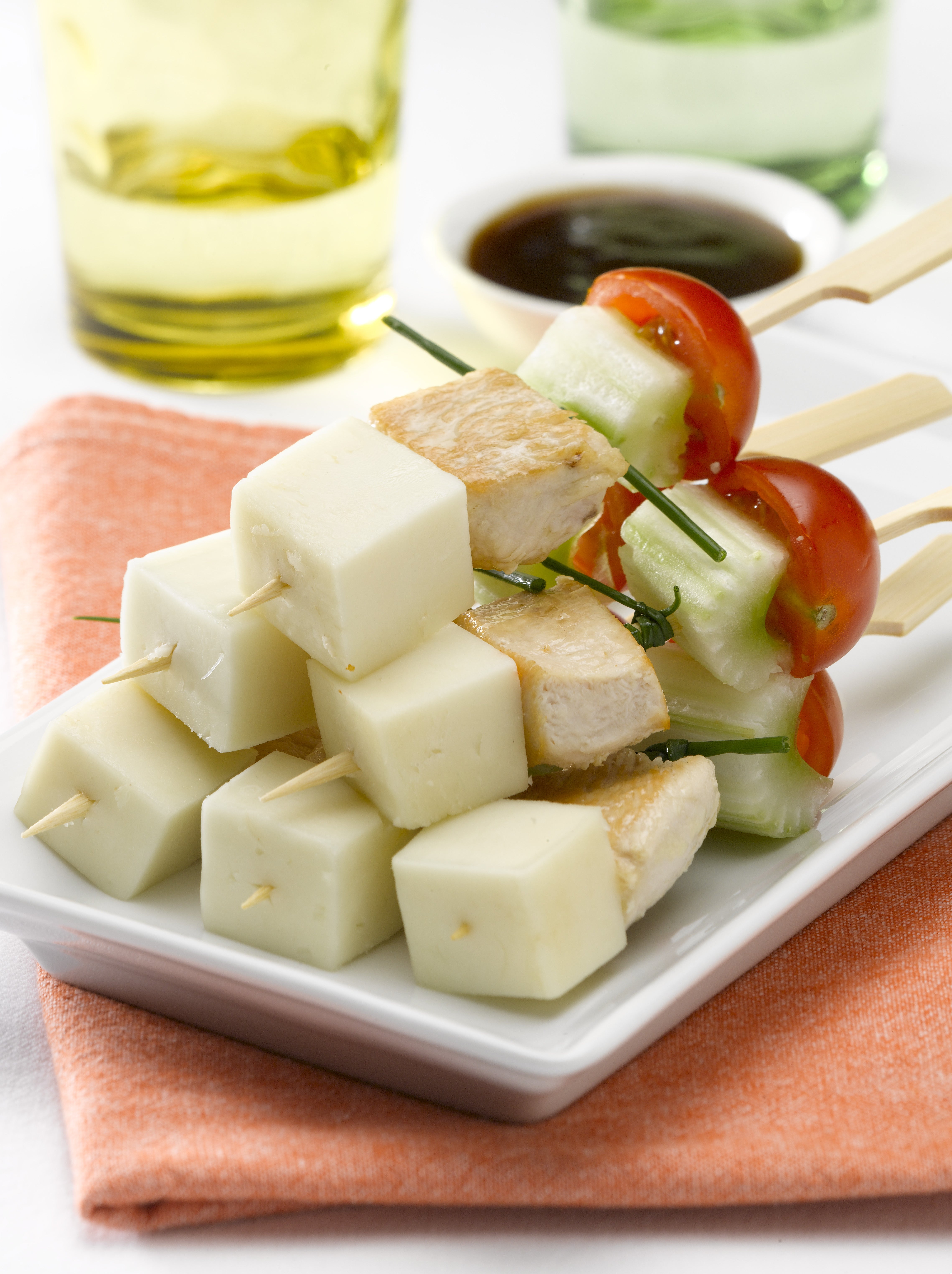 Brochettes de Pollo y Verduras