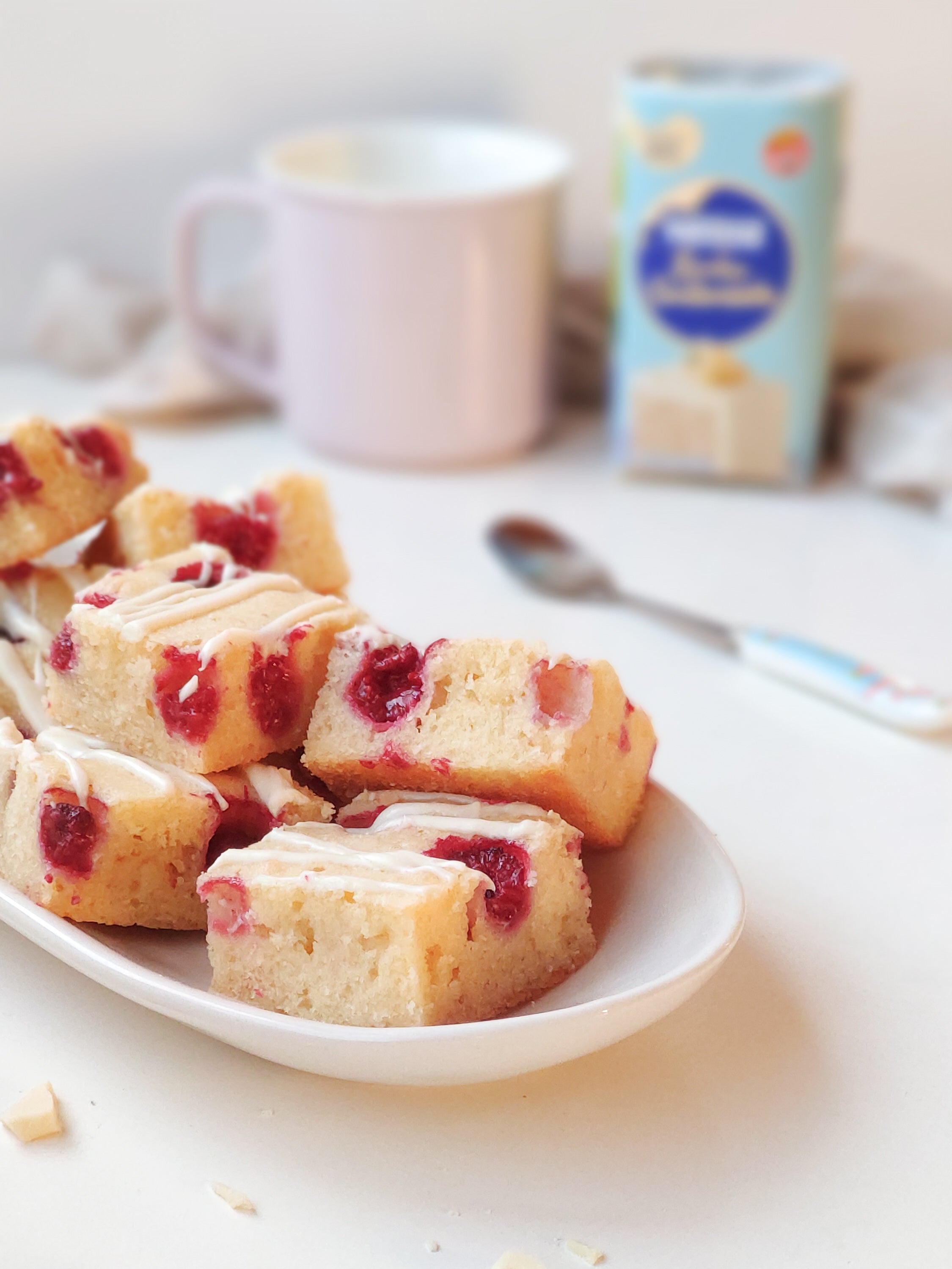 Blondies de frambuesa