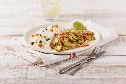 Pescado con Verduras al Ajo y Cebolla