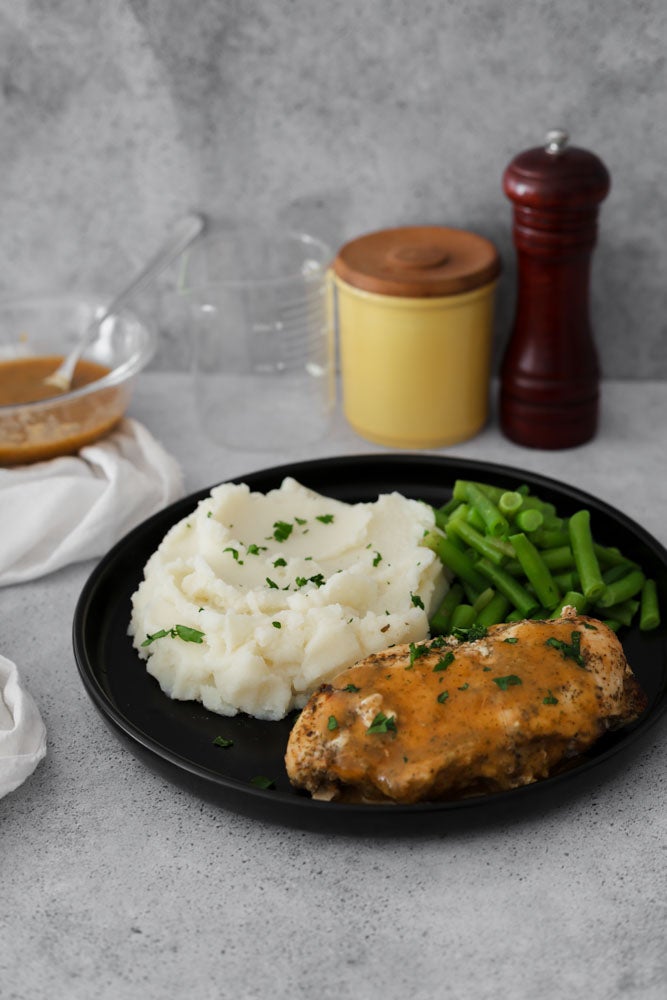 Pollo a las Finas Hierbas