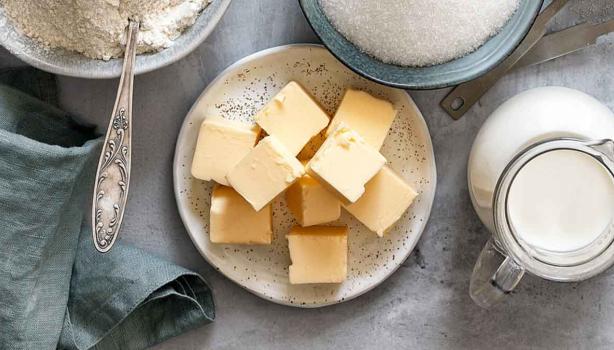 Manteca con otros ingredientes de repostería.