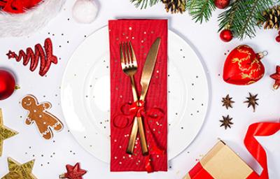 Mesa decorada para disfrutar de las recetas navideñas Mesa decorada para disfrutar de las recetas navideñas