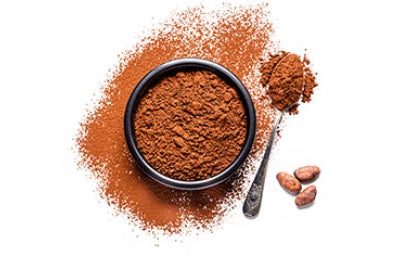 harina de algarroba en un tazón