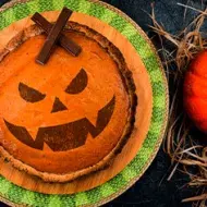 Postre de calabaza para una fiesta de Halloween.