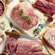 Varios cortes de carne cruda, recetas con matambre