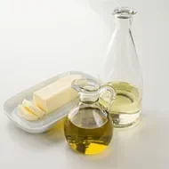 Manteca, una de las grasas saturadas junto con aceites