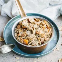 FITNESS PEAR AND WHOLEGRAIN CRUMBLE