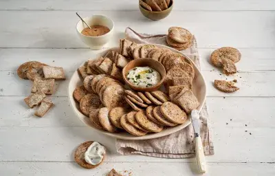 Crackers con rebozador Maggi y salvado