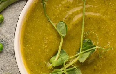Sopa crema de papa y espinaca Sopa crema de papa y espinaca