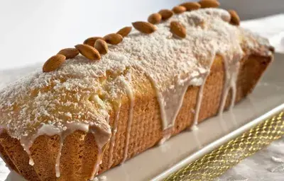 Budín de Coco y Almendras