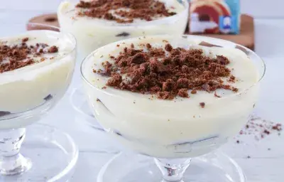 Falso tiramisú de chocolate y limón by Tati Villafañe Falso tiramisú de chocolate y limón by Tati Villafañe