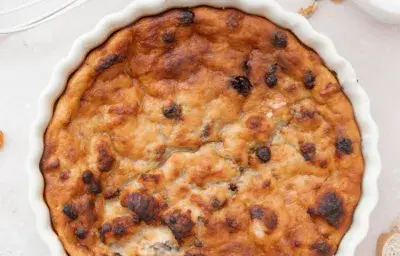 Budin de pan con pasas de uva Budin de pan con pasas de uva