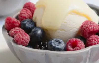 Frutos rojos con helado Frutos rojos con helado