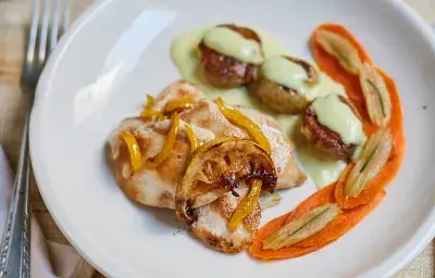 Pechugas de pollo con salsa de mostaza Pechugas de pollo con salsa de mostaza