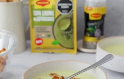 Sopa de Espárragos y Croutons