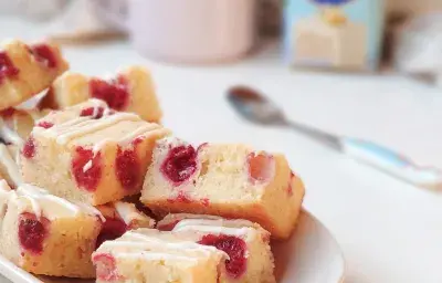 Blondies de frambuesas Blondies de frambuesas