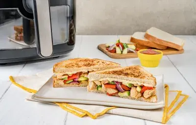 Sándwich de pollo Hot Club en freidora de aire