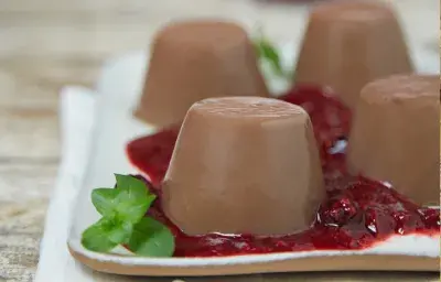 Panna Cotta de Chocolate Panna Cotta de Chocolate