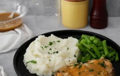 Pollo a las Finas Hierbas