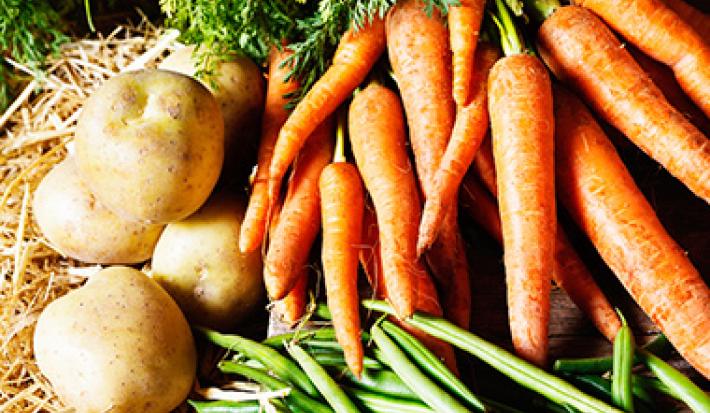 Zanahorias y papas. Zanahorias y papas.