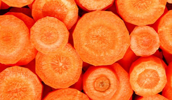 Hay recetas de zanahoria en las que es mejor cortarla en rodajas. Hay recetas de zanahoria en las que es mejor cortarla en rodajas.
