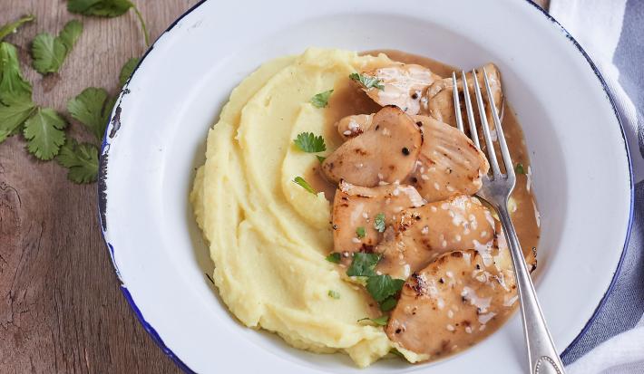 Pollo agridulce con puré al curry