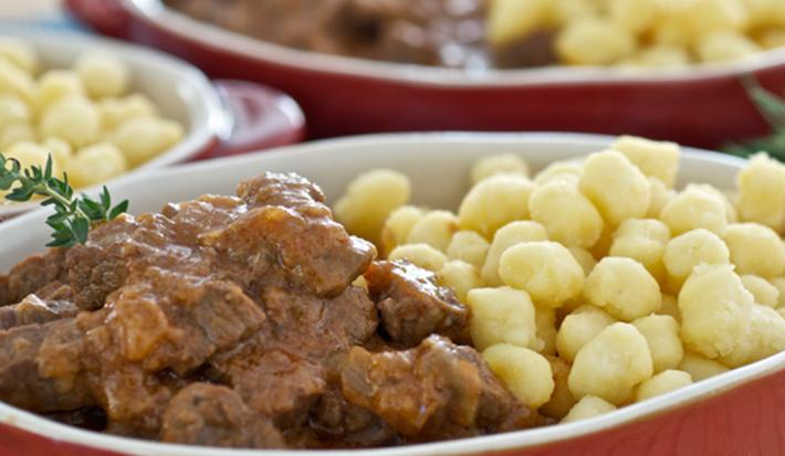 Goulash con spaetzle