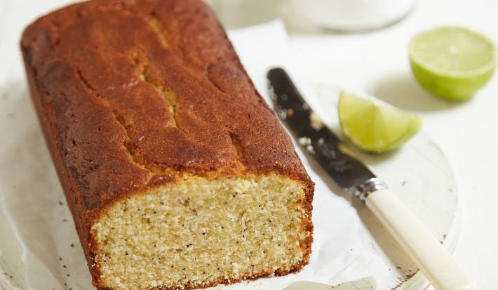 Budín de lima y amapolas