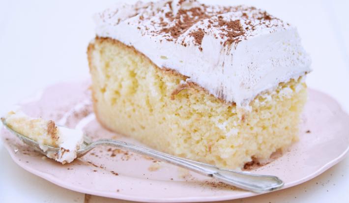 Receta de pastel tres leches delicioso | Recetas Nestlé