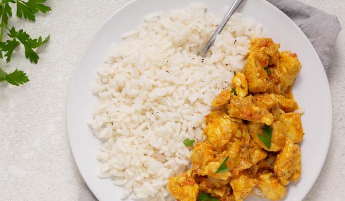 Pollo salteado con ananá