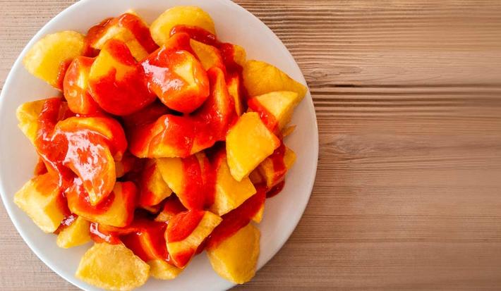 Receta fácil y rápida de patatas bravas